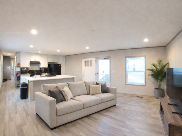Nearly New, Low Maintenance Lifestyle!