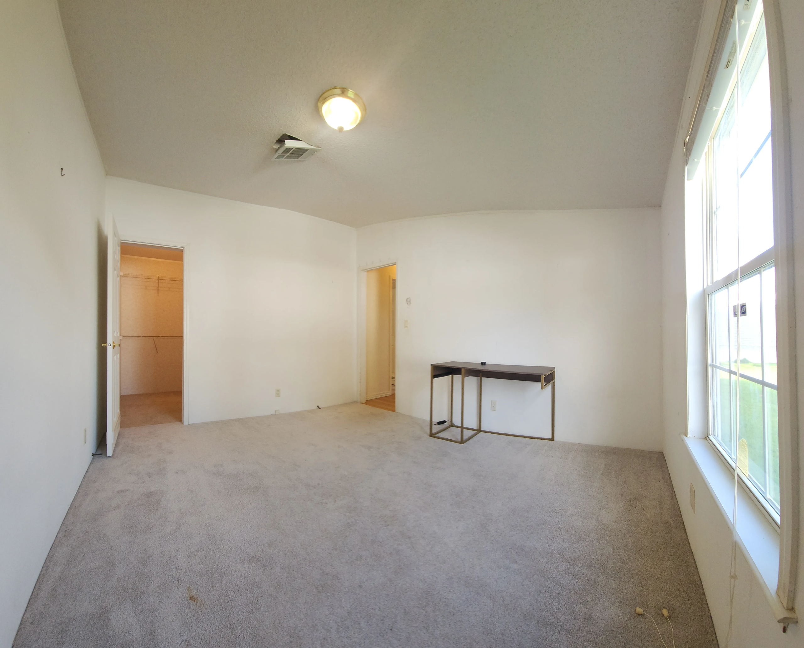 20260715_175644 Large, Private-Light Filled Corner Lot Home